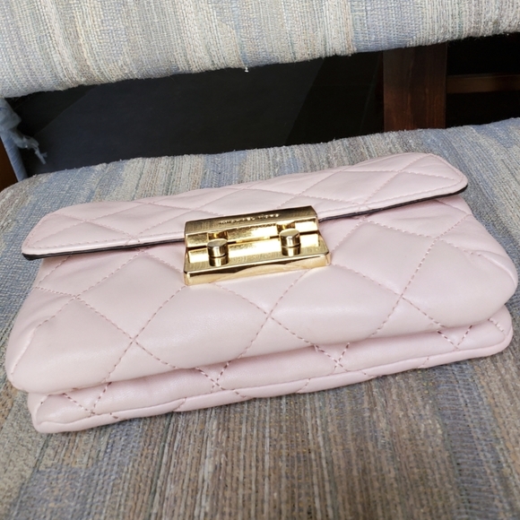 Michael Kors Sloan Pink Quilted Leather Clutch Gold Chain Messenger Crossbody - Picture 8 of 16